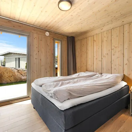 Close To The Golf In Norway *